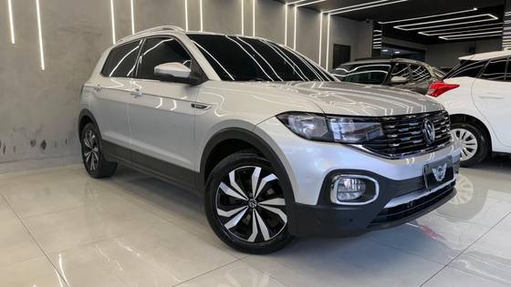 VOLKSWAGEN T-CROSS 1.4 250 TSI TOTAL FLEX HIGHLINE AUTOMÁTICO VOLKSWAGEN T-CROSS 1.4 250 TSI TOTAL FLEX HIGHLINE AUTOMÁTICO